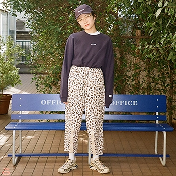 限定値下げ】Office Holiday POP UP Tシャツ2枚セット（ACROSS THE  