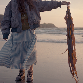 新品未使用 Suicoke event ファブリック プルオーバー コート M 新品未使用 Suicoke event ファブリック プルオーバー コート L