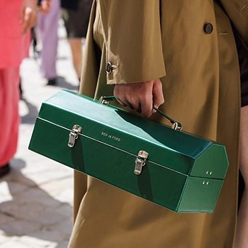 BED j.w. FORD×ED ROBERT JUDSON、レザー製工具バッグを発売 │ QUI