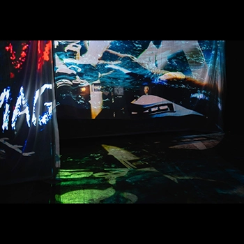 ジャン＝リュック・ゴダール展、7/4（金）より新宿・歌舞伎町で日本初