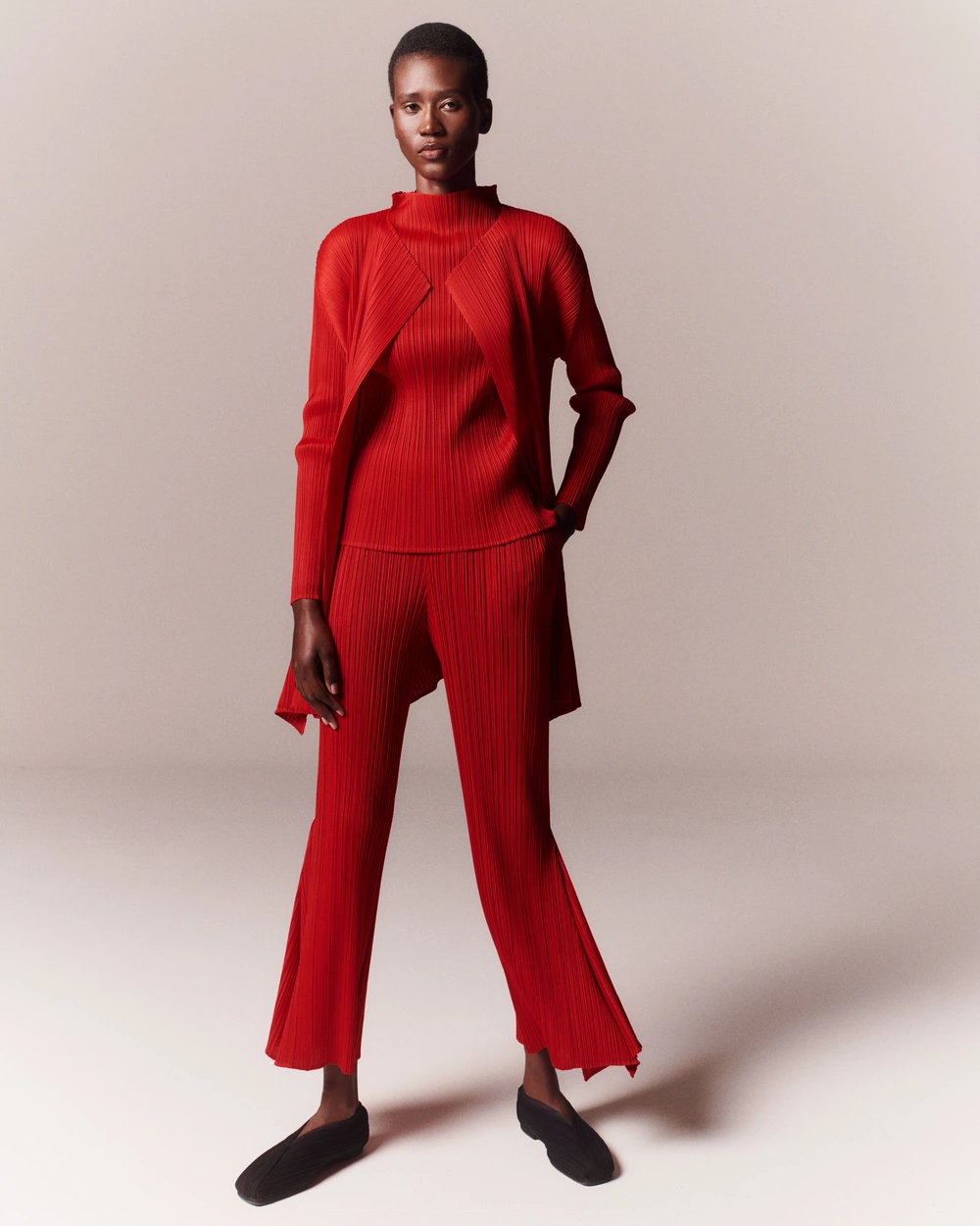 PLEATS PLEASE ISSEY MIYAKEが11月新アイテム発売、シーズンテーマは