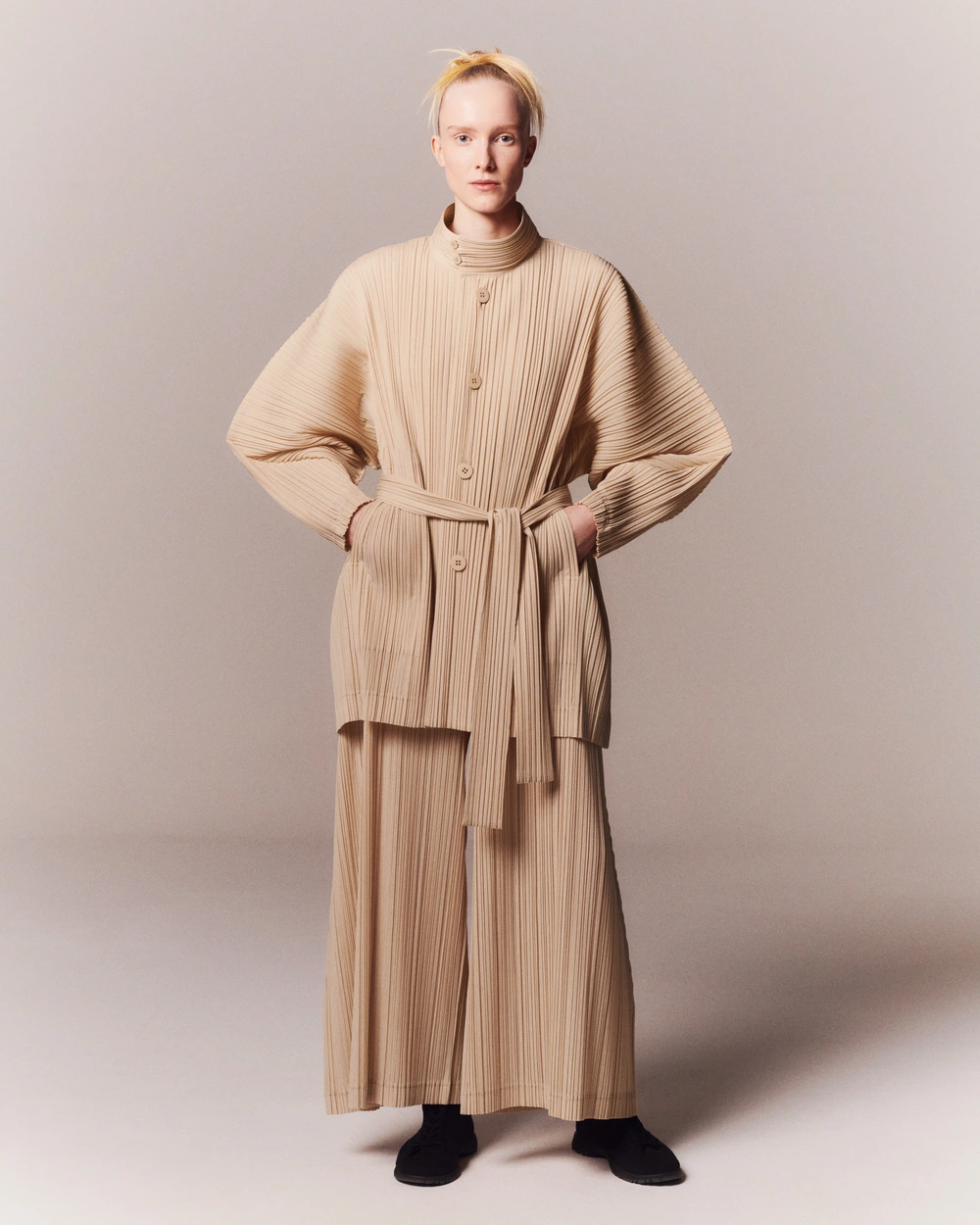 PLEATS PLEASE ISSEY MIYAKEが11月新アイテム発売、シーズンテーマは