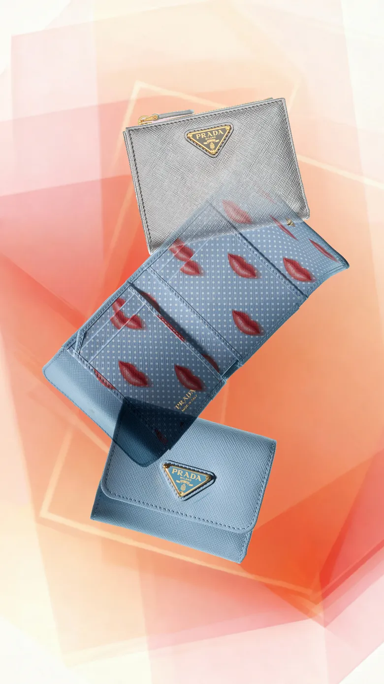 PRADAが日本限定と先行発売を含む新作アクセサリーを発表、復刻リップ