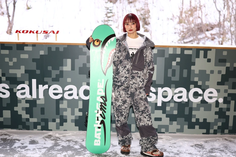 アベイシングエイプ スノボー BAPE® by Kazuki Kuraishi | bape.com