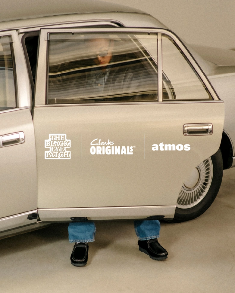 Clarks Originals × atmos × BlackEyePatch、トリプルコラボのWallabee