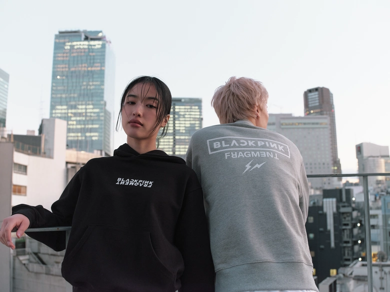 BLACKPINK×FRGMTのスペシャルコレクションが1/8(木)に発売、日本公演を