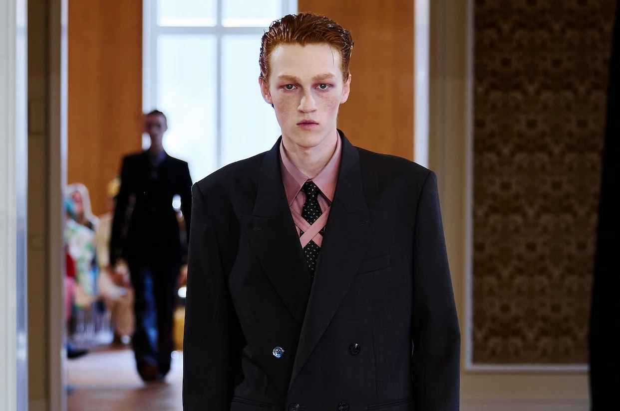 JOHN LAWRENCE SULLIVAN 2027SS COLLECTION RUNWAY │ QUI - Fashion
