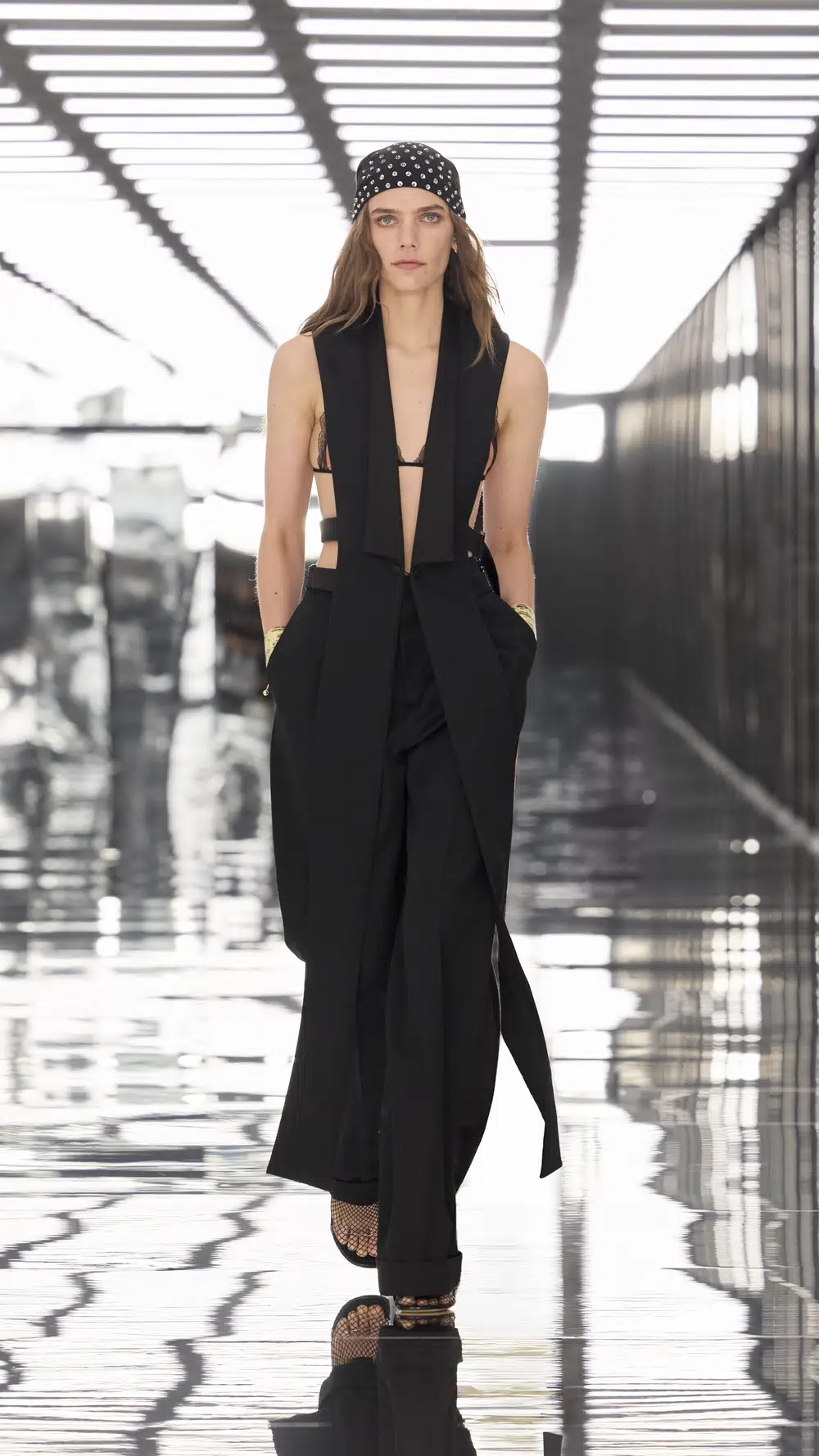 FENDI 2027SS COLLECTION RUNWAY │ QUI - Fashion & Culture media