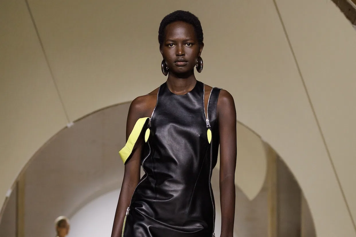 GIVENCHY 2027SS COLLECTION RUNWAY │ QUI - Fashion & Culture media